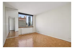 235 E 40th St, New York City, NY 10016 - Photo 10