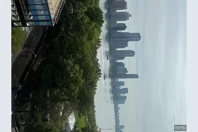 865 United Nations Plaza #14C, New York, NY 10017 - Photo 16