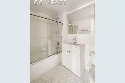 240 E 10th Street #5B, New York, NY 10003 - Photo 8