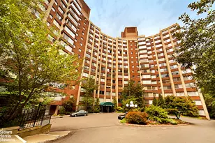 4455 Douglas Ave, New York City, NY 10471 - Photo 28