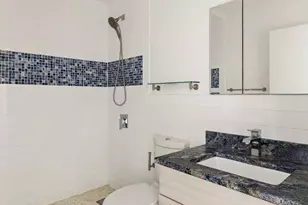 137 E 36th St, New York City, NY 10016 - Photo 4