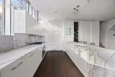 471 Washington Street #THB, New York City, NY 10013 - Photo 8