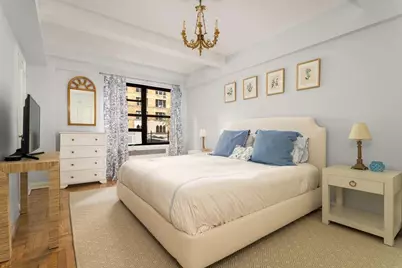 330 E 79th Street #2C, New York, NY 10075 - Photo 10