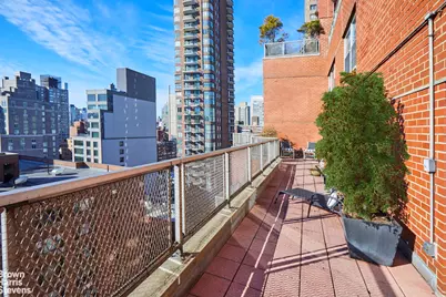 75 E End Avenue #19C, New York City, NY 10028 - Photo 14