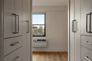 31 Jane St, New York, NY 10014 - Photo 12