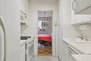 301 E 78th St, New York, NY 10075 - Photo 6
