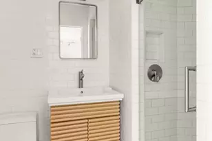 342 E 53rd St, New York City, NY 10022 - Photo 4