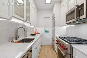 245 W 74th St, New York, NY 10023 - Photo 6