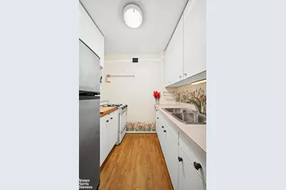 210 E 15th Street #2D, New York City, NY 10003 - Photo 6