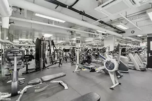 210 E 15th St, New York City, NY 10003 - Photo 22