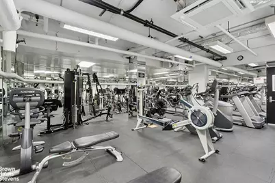 210 E 15th Street #2D, New York City, NY 10003 - Photo 18