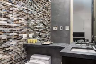 44 W 62nd St, New York City, NY 10023 - Photo 10