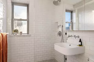 175 W 13th St, New York City, NY 10011 - Photo 8