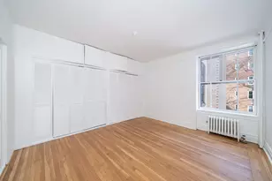 35-27 80th St, New York City, NY 11372 - Photo 6