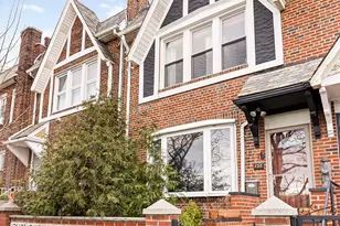 138 Wakeman Pl, Brooklyn, NY 11220 - Photo 12