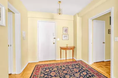 35 Park Avenue #5J, New York City, NY 10016 - Photo 4