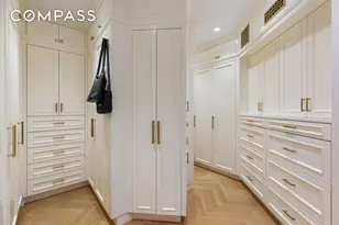 530 E 76th St, New York City, NY 10021 - Photo 14