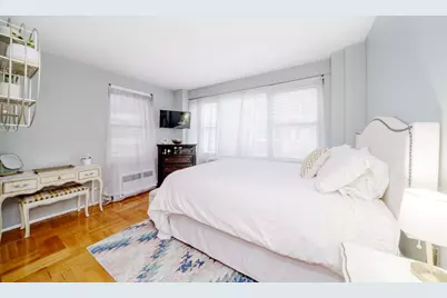 420 E 55th Street #9L, New York, NY 10022 - Photo 4