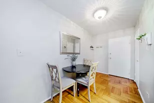 420 E 55th St, New York, NY 10022 - Photo 2