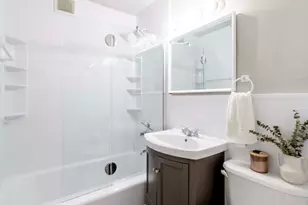 420 E 55th St, New York, NY 10022 - Photo 6