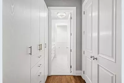 18 E 62nd Street #2/3, New York, NY 10065 - Photo 10