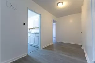 2430 Haring St, New York City, NY 11235 - Photo 14