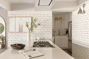 166 W 76th St, New York City, NY 10023 - Photo 4