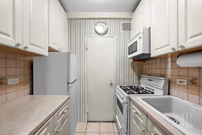 45 E End Avenue #3J, New York, NY 10028 - Photo 6