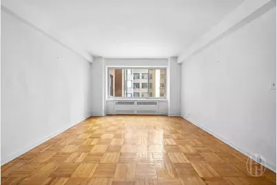 45 E End Avenue #3J, New York City, NY 10028 - Photo 2