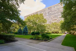 330 E 33rd St, New York City, NY 10016 - Photo 18