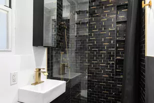 786 9th Ave, New York City, NY 10019 - Photo 4
