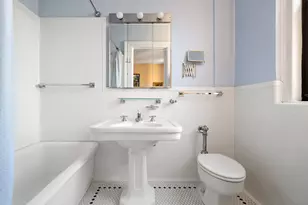1105 Park Ave, New York City, NY 10128 - Photo 8