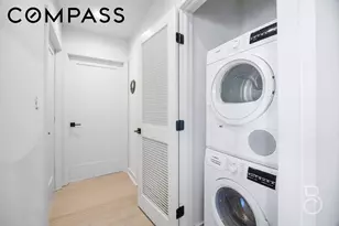 25-74 34th St, New York City, NY 11103 - Photo 12