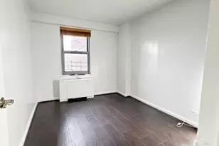 85-15 Main St, New York City, NY 11435 - Photo 12