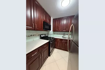 85-15 Main Street #2R, New York City, NY 11435 - Photo 6