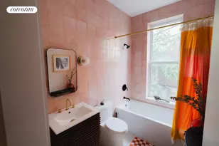 4 Agate Ct, New York City, NY 11213 - Photo 8