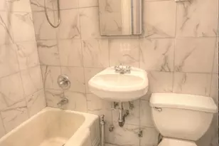 259 W 90th St, New York City, NY 10024 - Photo 32