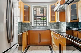 259 W 90th St, New York City, NY 10024 - Photo 12