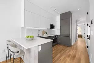 254 W 88th St, New York City, NY 10024 - Photo 2