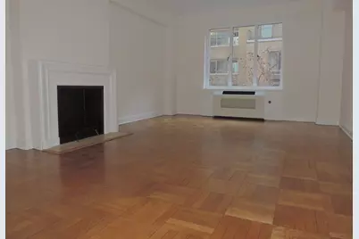 40 Central Park S #7F, New York, NY 10019 - Photo 4