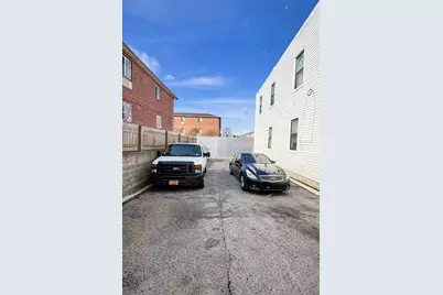 10209 Glenwood Road, Brooklyn, NY 11236 - Photo 4