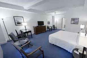 111 E 56th St, New York City, NY 10022 - Photo 1