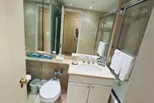 111 E 56th St, New York, NY 10022 - Photo 4