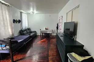 319 E 105th St, New York City, NY 10029 - Photo 2