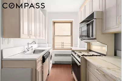 710 Park Avenue #4A, New York City, NY 10021 - Photo 4