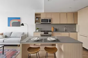 315 W 33rd St, New York City, NY 10001 - Photo 2