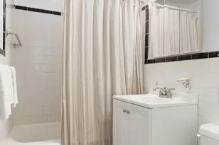 340 E 74th St, New York City, NY 10021 - Photo 4
