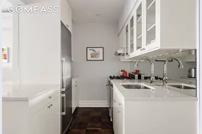 60 E 9th Street #211, New York City, NY 10003 - Photo 4