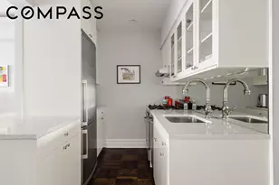 60 E 9th St, New York City, NY 10003 - Photo 4