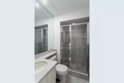 300 E 85th Street #404, New York City, NY 10028 - Photo 10